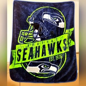 SEATTLE SEAHAWKS: 48 x 60 fleece blanket